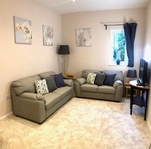 Private 1St Floor Apartment - Perfect For Port Of Dover, Eurotunnel And Short Stays المظهر الخارجي الصورة